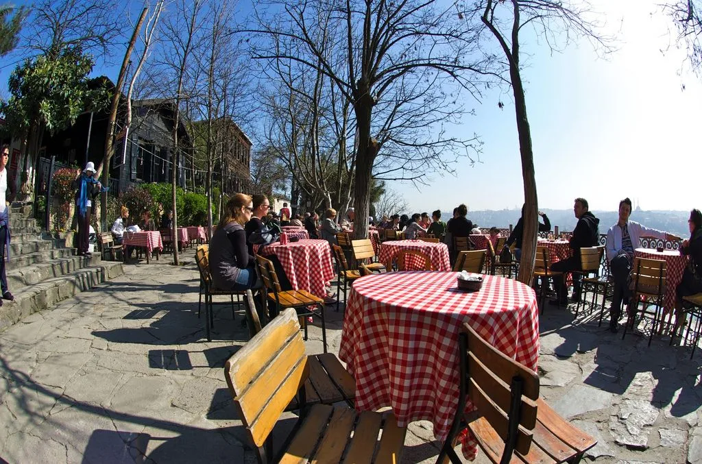 Tea with a view - Pierre Loti Hill
