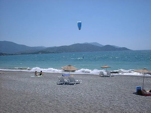 “Go to Calis if you want a relaxing break!”