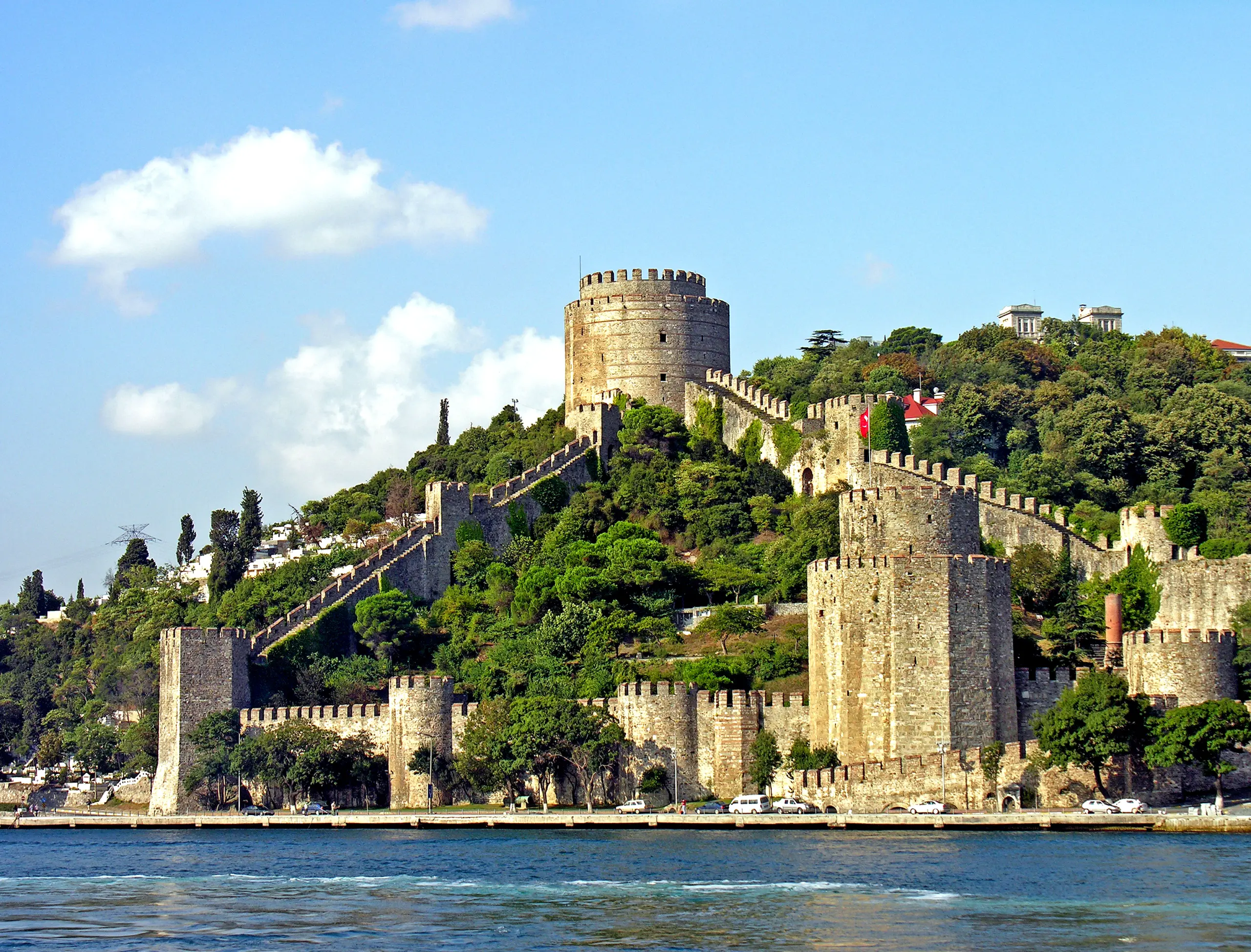 Rumelihisarı Fortress in Istanbul overlooking the Bosphorus